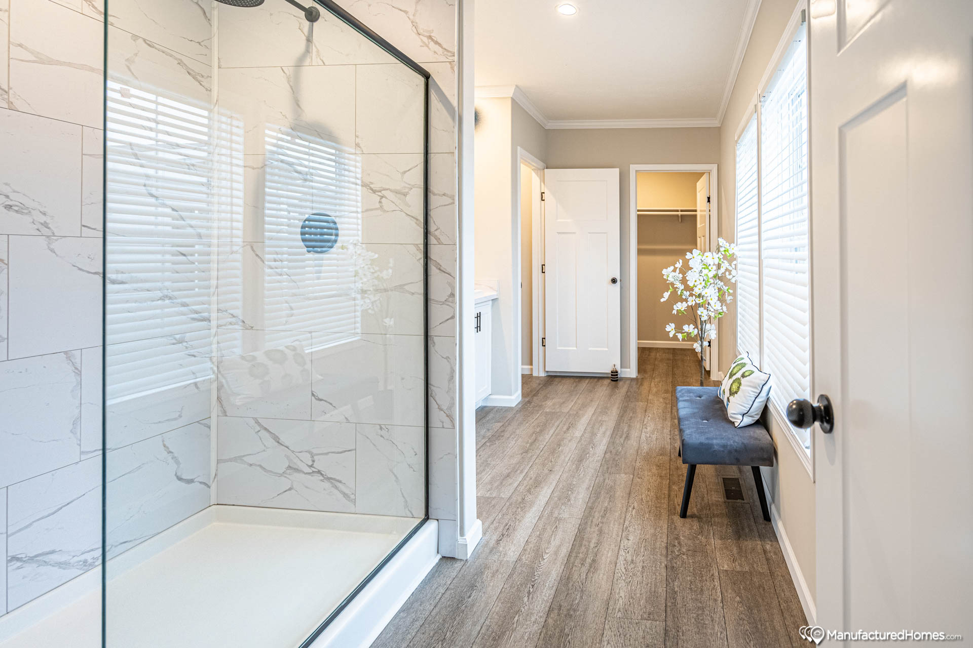 Ascend The Delta 3272H32 from Yurezz Home Center of Columbia